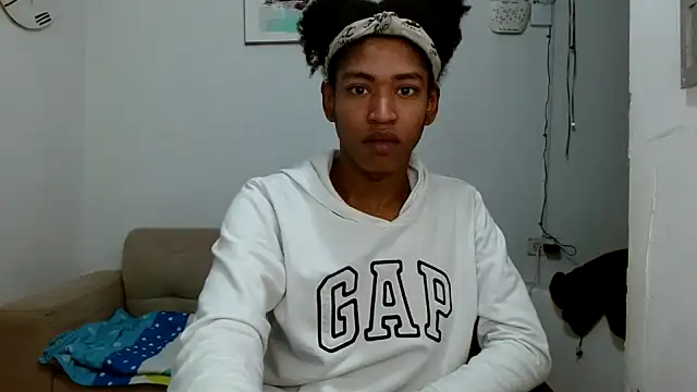 angelamarie1 online show from March 13, 2026, 11:59 am