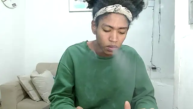 angelamarie1 online show from March 10, 2026, 8:18 am