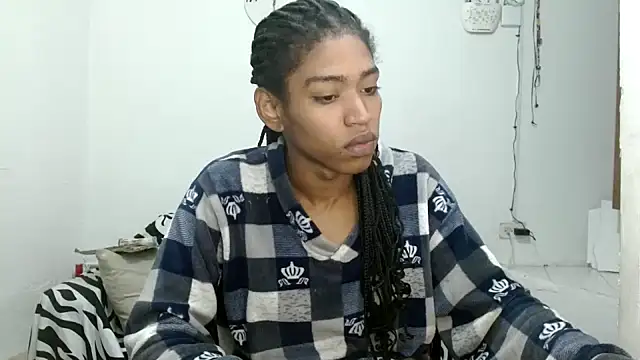 Snapshot of angelamarie1 chatting on May 29, 2026, 12:00 pm angelamarie1 online show from May 29, 2026, 12:00 pm