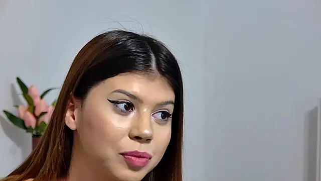 Sierra Halle online show from March 20, 2025, 2:40 am