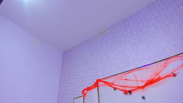 paola rodriguez online show from October 30, 2025, 11:41 am