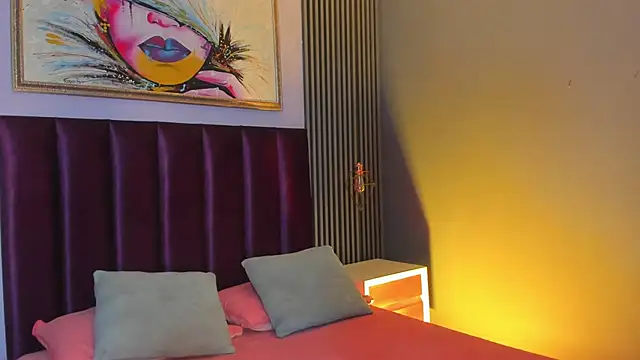 LauraAristizabal online show from June 19, 2026, 12:11 pm