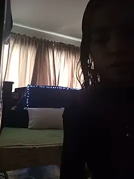 MINI Petite online show from June 26, 2026, 8:14 pm