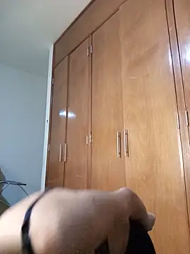 MINI Petite online show from June 16, 2026, 4:51 pm