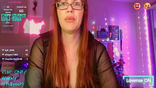 Snapshot of EmmaIsHere chatting on March 13, 2026, 10:37 pm EmmaIsHere online show from March 13, 2026, 10:37 pm