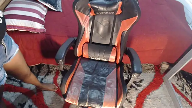 sexyjustin202 online show from January 8, 2026, 12:38 am