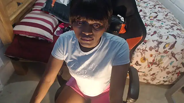 sexyjustin202 online show from October 11, 2025, 12:00 am