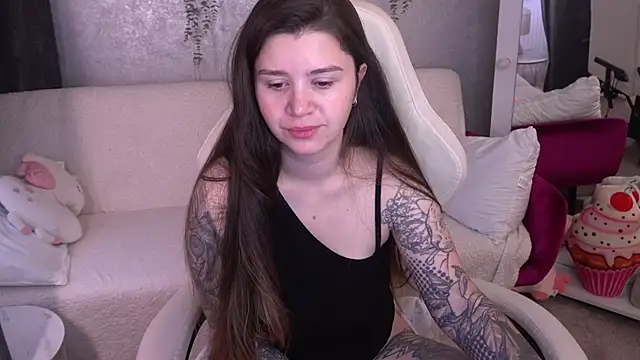 AmellyMilly online show from October 22, 2025, 5:40 am