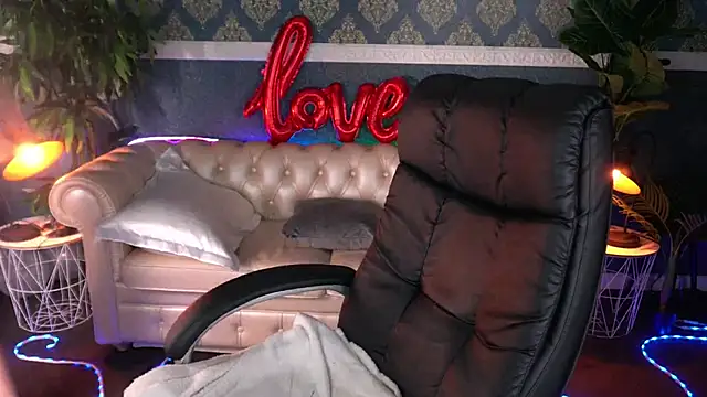 AmellyMilly online show from February 25, 2026, 7:58 pm