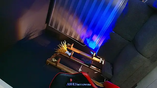 AshlyBetancurX online show from October 5, 2025, 2:02 am