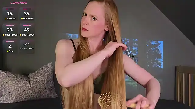 CharlotteDoe online show from March 18, 2026, 2:48 am