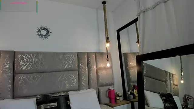 CeliWoods online show from April 22, 2026, 11:39 am