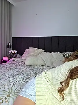 SashaJade  online show from February 15, 2026, 12:44 am