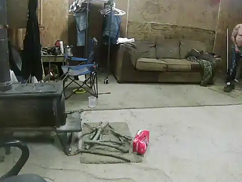 Snapshot of hardcok4u2abuse40 chatting on February 15, 2025, 8:23 pm hardcok4u2abuse40 online show from February 15, 2025, 8:23 pm