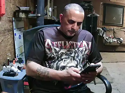 Snapshot of hardcok4u2abuse40 chatting on February 15, 2026, 10:58 am hardcok4u2abuse40 online show from February 15, 2026, 10:58 am