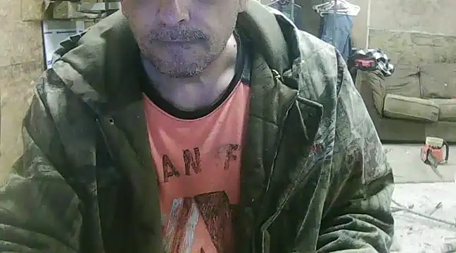 Snapshot of hardcok4u2abuse40 chatting on February 14, 2025, 2:18 am hardcok4u2abuse40 online show from February 14, 2025, 2:18 am