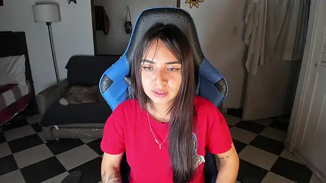 Miss Nicole online show from March 14, 2025, 4:43 am