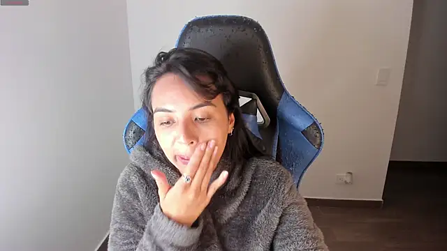 Miss Nicole online show from September 21, 2025, 1:22 am