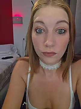 XLisaxx online show from July 7, 2026, 3:37 pm