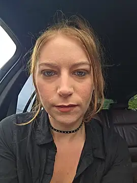 Snapshot of XLisaxx chatting on June 10, 2026, 9:54 am XLisaxx online show from June 10, 2026, 9:54 am