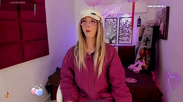 Yaki Tai online show from September 22, 2025, 3:29 pm