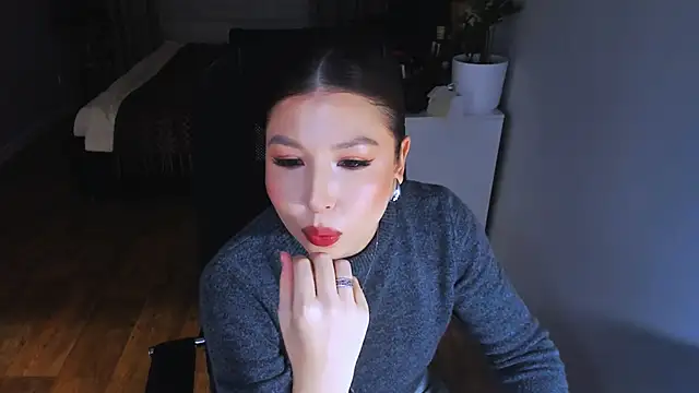 Snapshot of Eva_Chris chatting on February 28, 2026, 5:12 pm Eva Chris online show from February 28, 2026, 5:12 pm