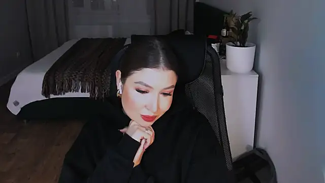 Snapshot of Eva_Chris chatting on September 30, 2025, 5:08 pm Eva Chris online show from September 30, 2025, 5:08 pm