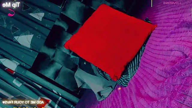 CharlotteBigCock online show from January 8, 2026, 2:23 pm