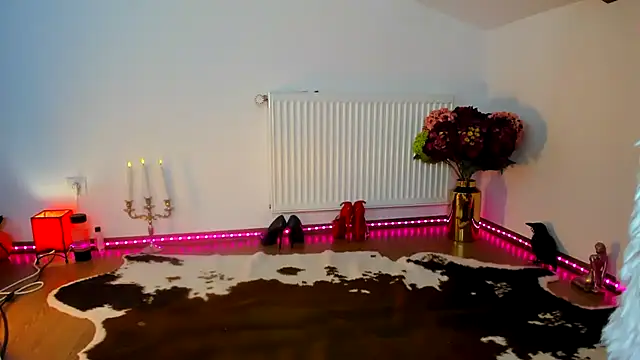 ViciousSiren online show from November 25, 2025, 5:02 pm