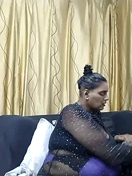 Snapshot of NWC4LYF chatting on July 4, 2026, 9:30 pm NWC4LYF online show from July 4, 2026, 9:30 pm