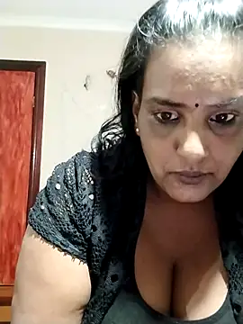 Snapshot of NWC4LYF chatting on July 23, 2026, 7:10 pm NWC4LYF online show from July 23, 2026, 7:10 pm