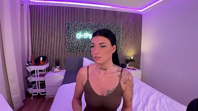 LizaRoxx online show from January 5, 2026, 9:51 pm