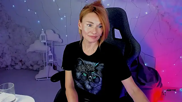 MistyBarnes online show from March 10, 2025, 6:01 pm