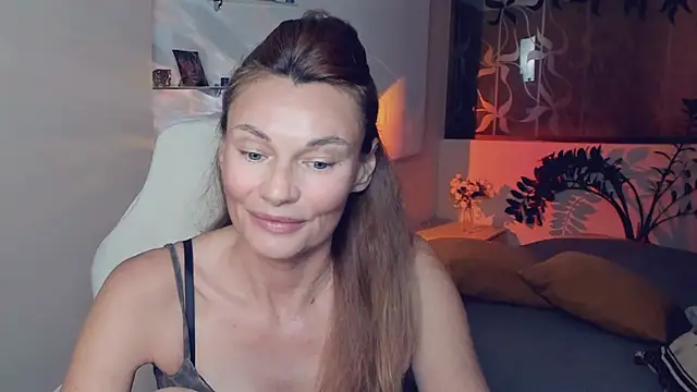 Snapshot of MistyBarnes chatting on June 15, 2026, 5:45 pm MistyBarnes online show from June 15, 2026, 5:45 pm