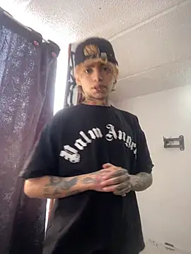 AcidMilo online show from September 30, 2025, 6:25 pm