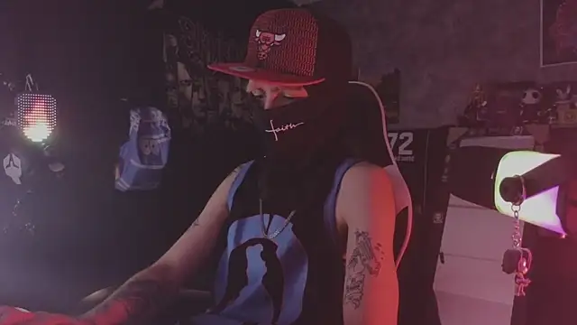 AcidMilo online show from March 11, 2026, 11:21 pm