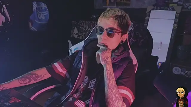 AcidMilo online show from June 30, 2026, 9:59 pm