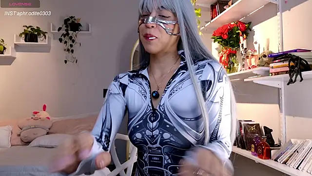 Nikol-JE online show from October 29, 2025, 9:14 pm