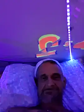 Snapshot of hotnicz10 chatting on March 21, 2026, 11:36 am hotnicz10 online show from March 21, 2026, 11:36 am