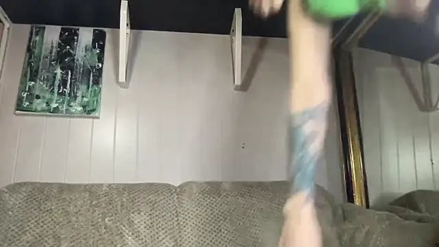 Snapshot of kittyazora chatting on December 21, 2025, 6:20 pm kittyazora online show from December 21, 2025, 6:20 pm