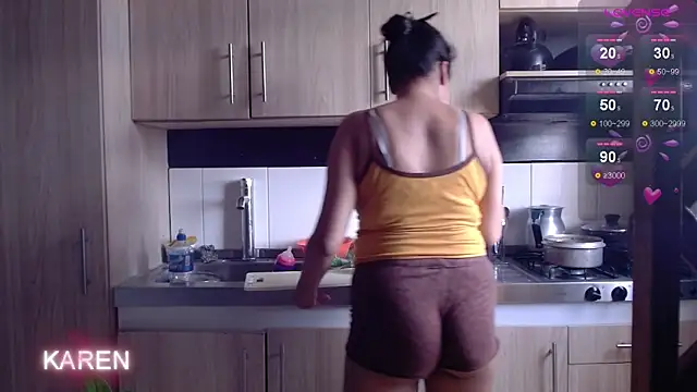 Karen sex92 online show from April 28, 2026, 6:45 pm