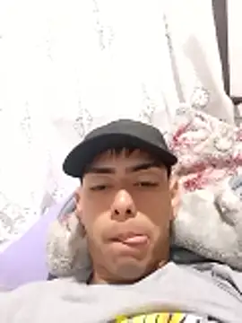 Snapshot of SEBASTHIAN chatting on January 11, 2026, 3:24 am SEBASTHIAN online show from January 11, 2026, 3:24 am