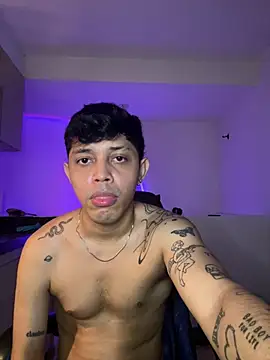 tonysexyboy online show from March 17, 2026, 5:43 am