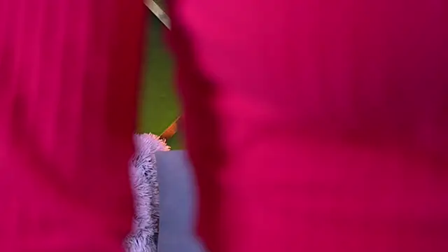 Snapshot of LittleeCutee chatting on February 7, 2026, 8:33 am LittleeCutee online show from February 7, 2026, 8:33 am