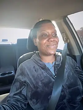 1Topgyal online show from October 13, 2025, 1:23 pm