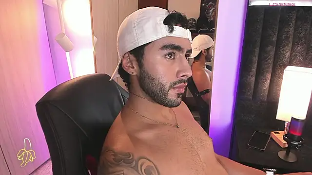 ItsMeEros online show from March 5, 2026, 10:48 pm