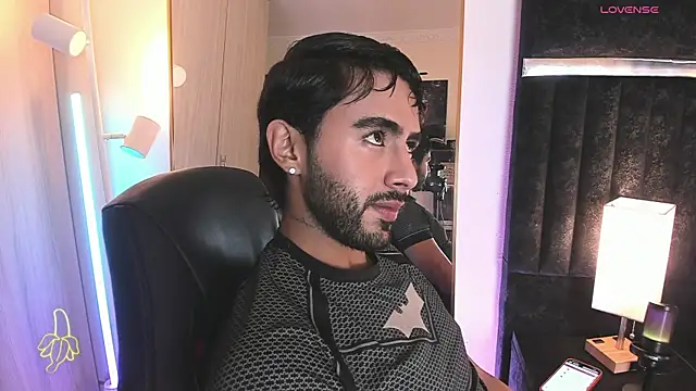 ItsMeEros online show from April 30, 2026, 11:09 pm