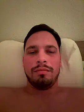 Jonkitzler1 online show from January 8, 2026, 7:20 pm