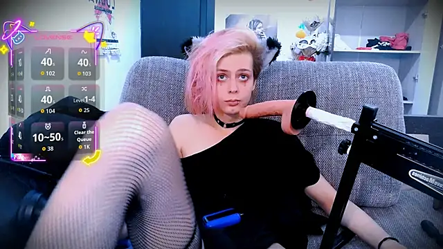 Littlepinkcat online show from October 2, 2025, 11:19 pm