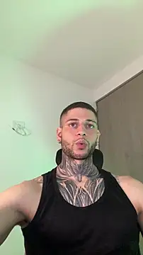 Snapshot of _jamesleandros1 chatting on February 8, 2026, 9:23 pm jamesleandros1 online show from February 8, 2026, 9:23 pm